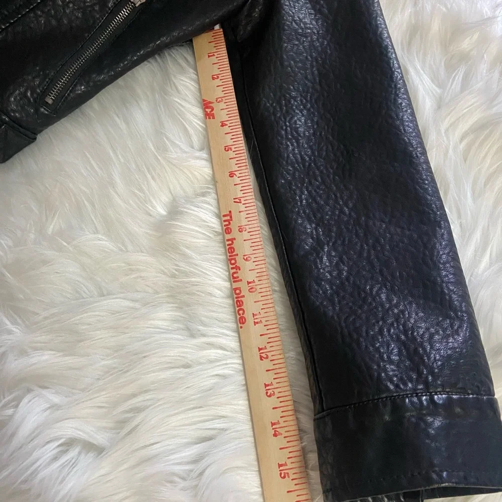 Jack by BB Dakota Sz S Anthropologie Classic Black Faux Leather Jacket - Picture 11 of 13